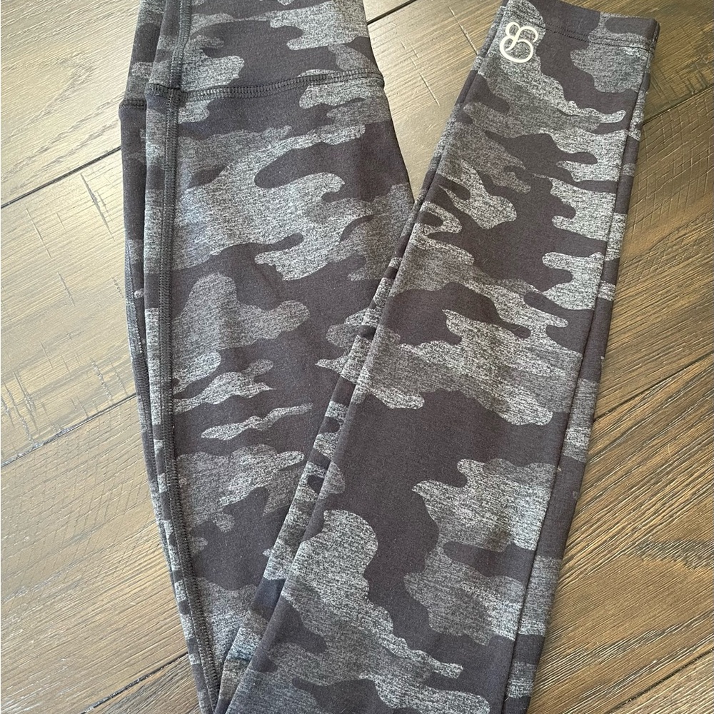 Bombshell sportswear leggings